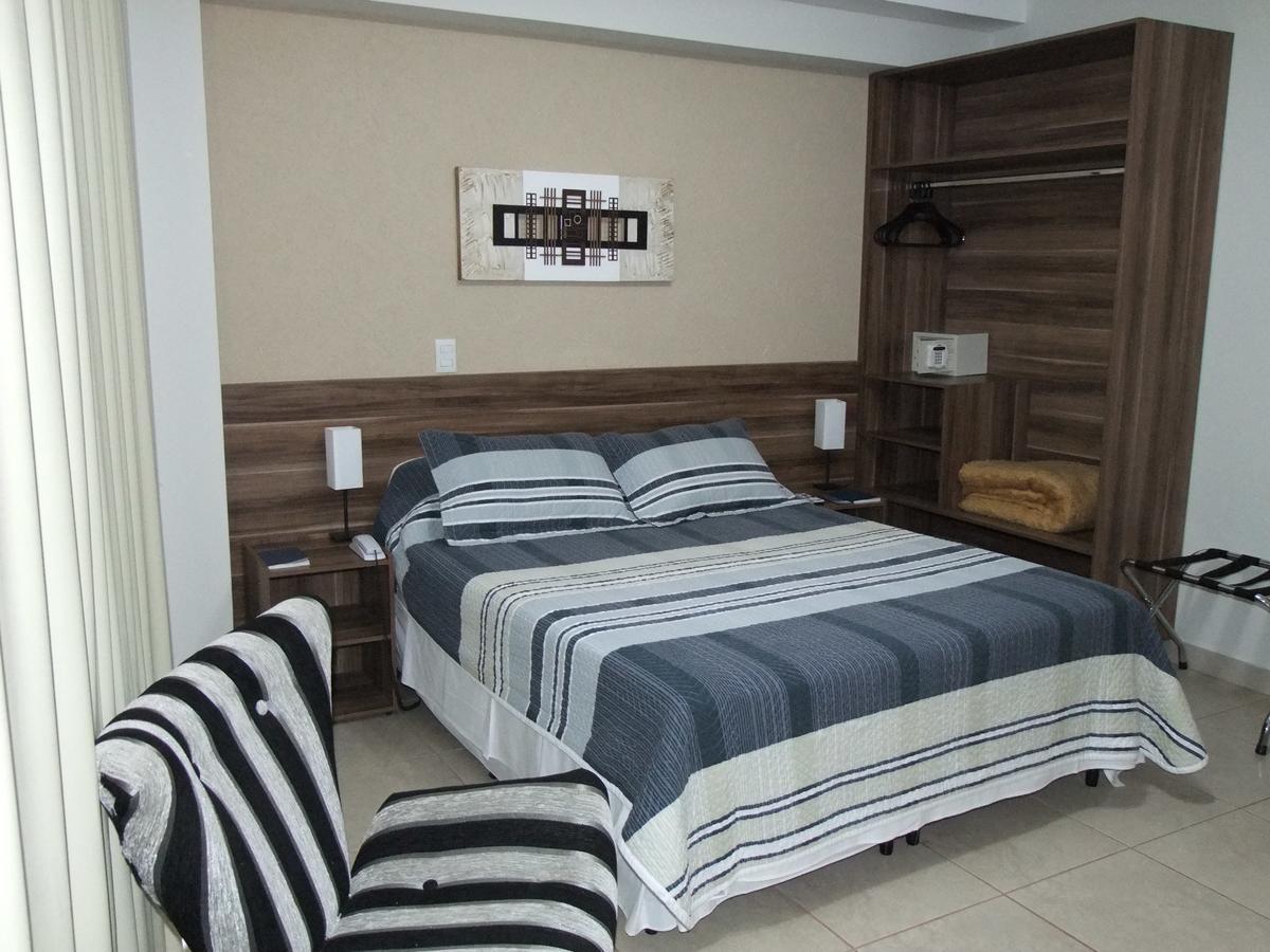 Beira Lago Palace Hotel Morrinhos  Εξωτερικό φωτογραφία