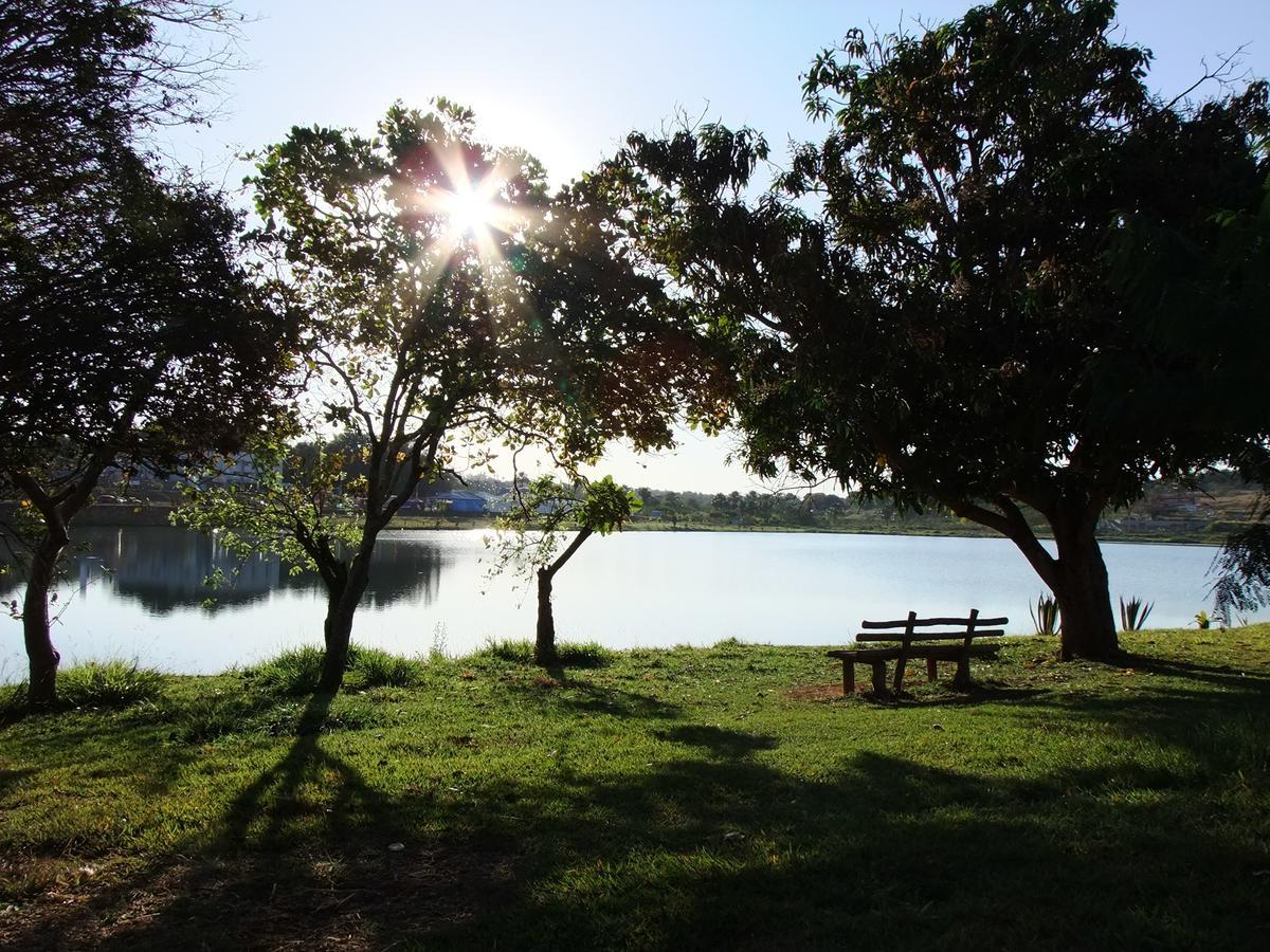 Beira Lago Palace Hotel Morrinhos  Εξωτερικό φωτογραφία