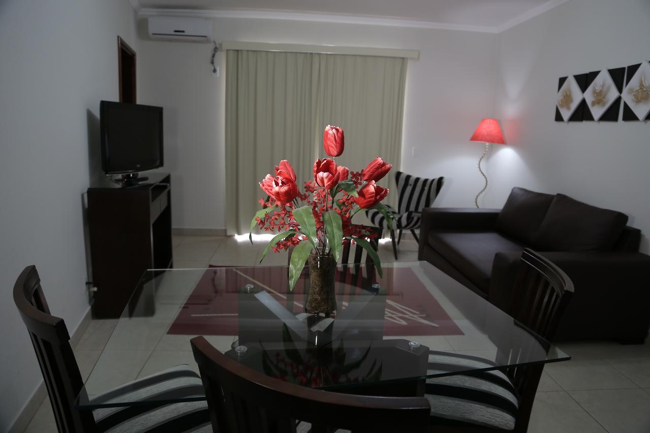 Beira Lago Palace Hotel Morrinhos  Εξωτερικό φωτογραφία