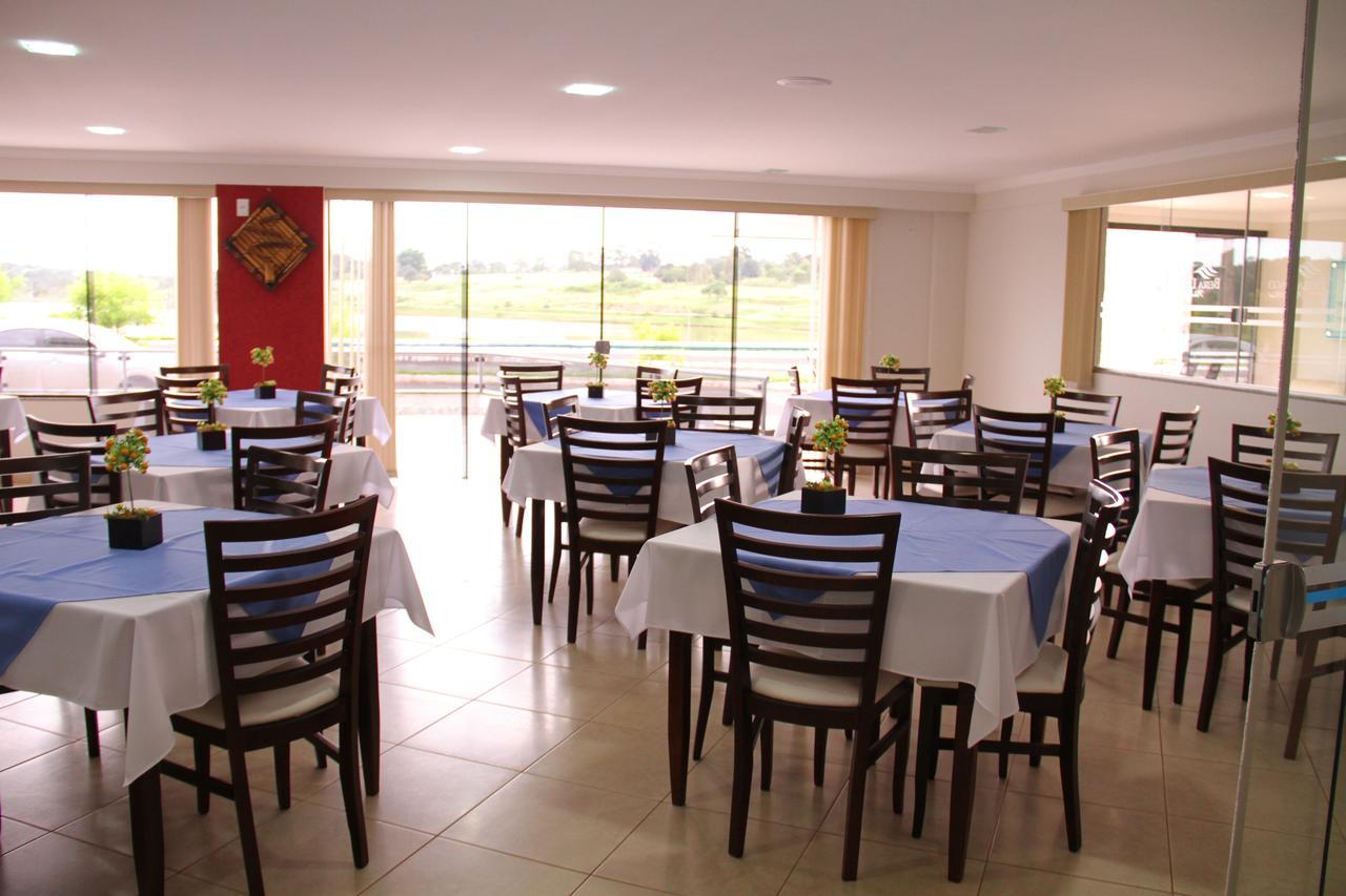 Beira Lago Palace Hotel Morrinhos  Εξωτερικό φωτογραφία