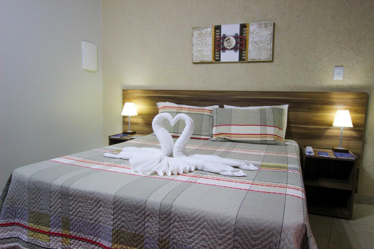 Beira Lago Palace Hotel Morrinhos  Εξωτερικό φωτογραφία