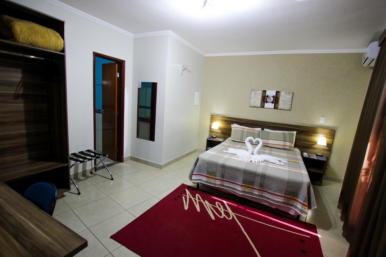 Beira Lago Palace Hotel Morrinhos  Εξωτερικό φωτογραφία
