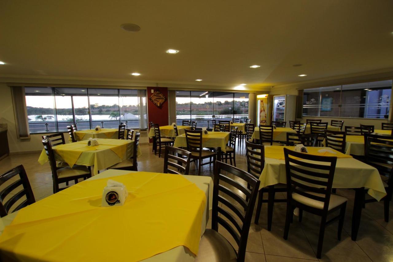 Beira Lago Palace Hotel Morrinhos  Εξωτερικό φωτογραφία